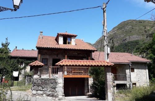 Vigidel House | Inviting Casa Serafo: Rated 9.4 with Hot Tub Access