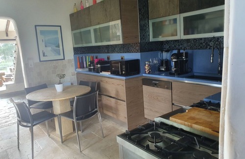 Scolca House | Relax at Casa Serena: Poolside Retreat for Families & Pets