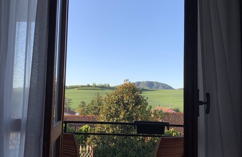 Solonghello Villa | Discover Casa Serena: Retro Villa with Terrace & Spa