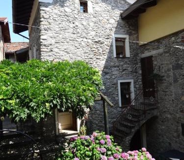 Vercana House | Casa Serendipity: Guest Rated 9.2/10 for Your Getaway