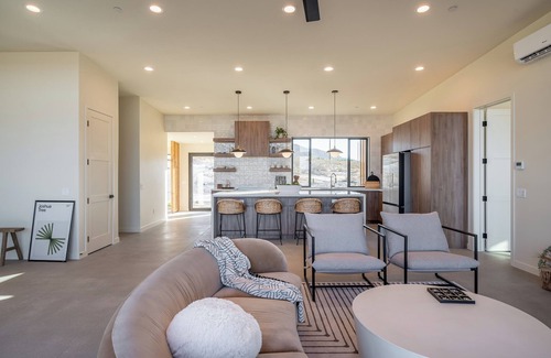 Panorama Heights House | Top-Rated Casa Serrano in Joshua Tree Near Village