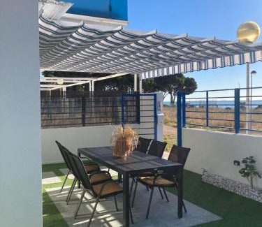 Alcanar House | Discover Casa Sete: Oceanfront Bliss with Pool Access