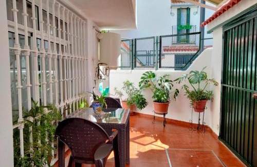 Mairena del Aljarafe Apartment | Casa Sevilla: Oceanfront Retreat with Pool & Family-Friendly Fun