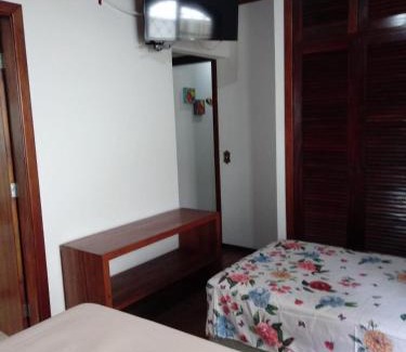 Vila Telma Bed & Breakfast | Exceptional Stay at Casa Shekináh with Family-Friendly Amenities