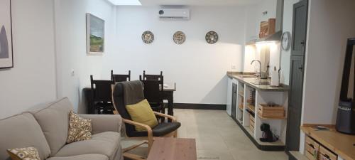 Algodonales House | Pet-Friendly CASA Sierrecilla: Guest Rated 9.6/10 Stay