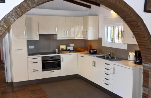 Sedella Villa | Casa Siete Arcos: Guest Rated 9.3 with Oceanfront Bliss