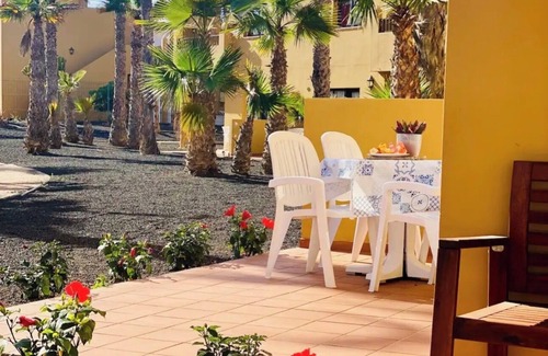 Corralejo Apartment | Casa SILVA, a cozy apartment with fast wi-fi in a calm holiday complex