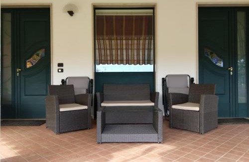 Padenghe sul Garda Apartment | Family-Friendly Escape at Casa Silvia - Rated 9.5/10
