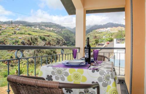 Estrela da Calheta Apartment | Discover Casa Simão: Guest Rated 10/10 Experience Awaits