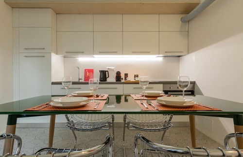 Vanchiglia Apartment | Inviting Casa Sineo: Family-Friendly with Breakfast & Kitchen