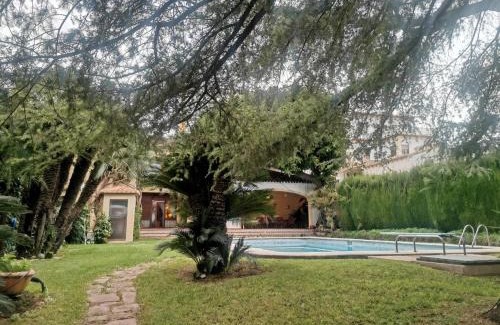 Pedreguer House | Relax at Casa singular Doña Lola with Oceanfront Views