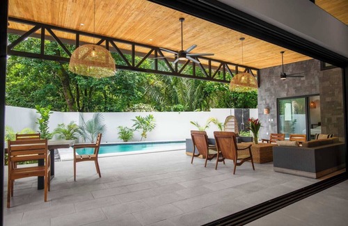 Nosara House | Casa Slater Summary: