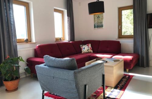 Smida House | Explore CASA SMIDA JAZZ: Family-Friendly with Kitchen Access