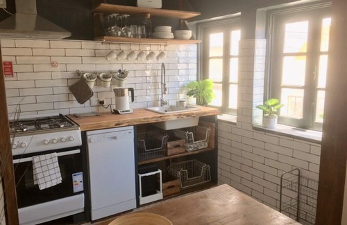 Monchique Apartment | Casa Sofia: Idyllic 2-Bedroom Retreat in Monchique