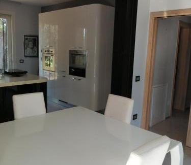 Magliano in Toscana House | Casa Sofia: Highly Rated with Family & Pet-Friendly Amenities