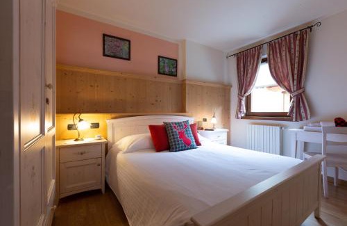 Valdisotto House | Casa Sofia: Guest Rated 9.4 with Spa & Family-Friendly Dining