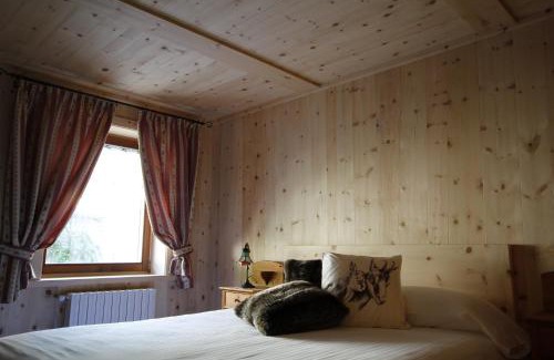 Valdisotto House | Casa Sofia: Guest Rated 9.4 with Spa & Family-Friendly Dining