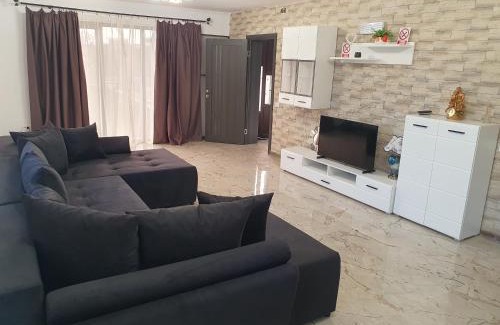 Costinesti Villa | Discover Family-Friendly Comfort at Casa Sofia Tuzla