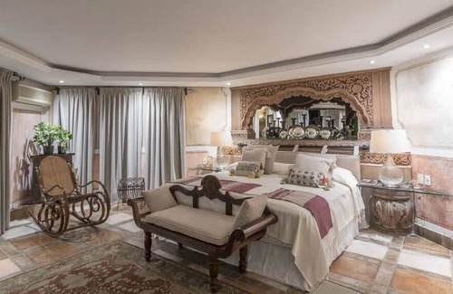 Cuernavaca House | Casa Sofía: Relax in a Garden Oasis with Pool & Spa