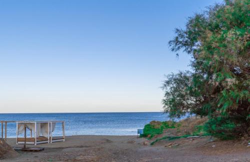 Xifias House | Cozy Casa Sofianna: Family-Friendly Retreat by the Beach