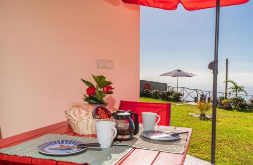 Arco da Calheta House | Discover Casa Sol e Vista: 4-Star Retreat with Pool & Family Amenities