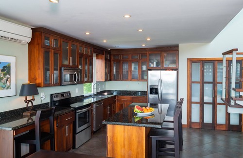 Parrita Villa | CASA SOL Ocean View with Private Pool & Spa Amenities
