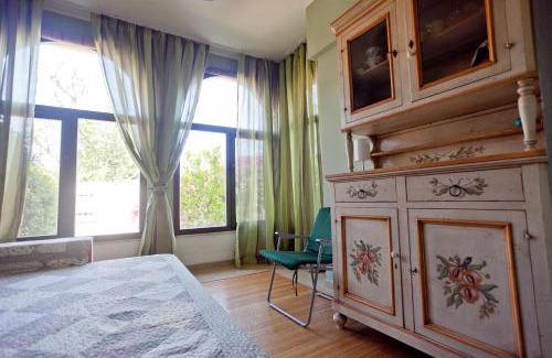 Vibo Marina House | Casa Solare: Top-Rated Oceanfront Family Escape