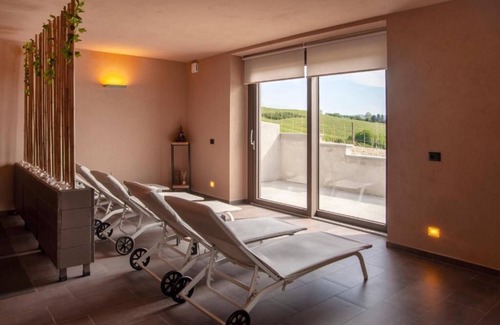 Castiglione Tinella Apartment | Relax at SOLE House with Pool and Wellness in Langhe