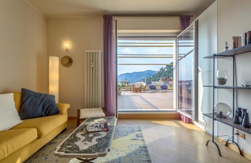 Camogli Apartment | Casa Sophie: Private Parking & Sea View Terrace Awaits