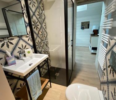La Dagueniere Bed & Breakfast | Casa Sorriso: Family-Friendly Retreat with Excellent Ratings
