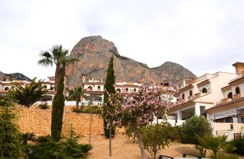 Polop Apartment | Relax at Casa Spa: Oceanfront Bliss with Pool Access