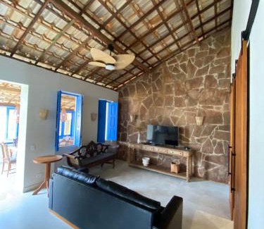Lencois House | Experience Casa Spinola: Family-Friendly Getaway with High Ratings