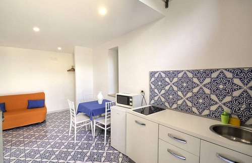 Schiazzano House | Casa Spirea B: Peaceful Apartment with Pool & Free Wi-Fi