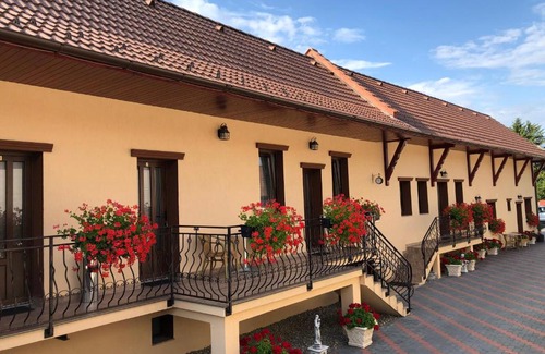 Brasov House | Family-Friendly Casa Stanciu: Guest Rated 10/10 Experience