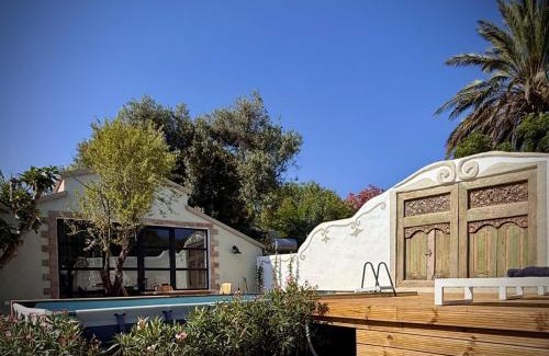 Olhao Villa | Experience Casa Stardust: Oceanfront Cottages & Pool
