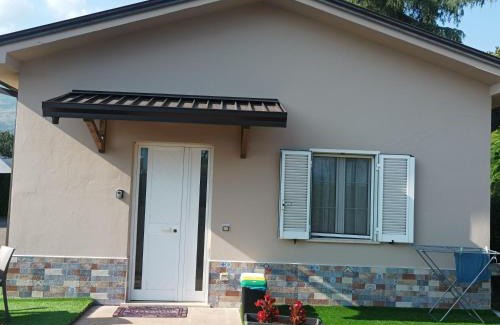 Villa Santa Lucia Apartment | Discover Casa Stefano: Oceanfront Paradise with Pool Access