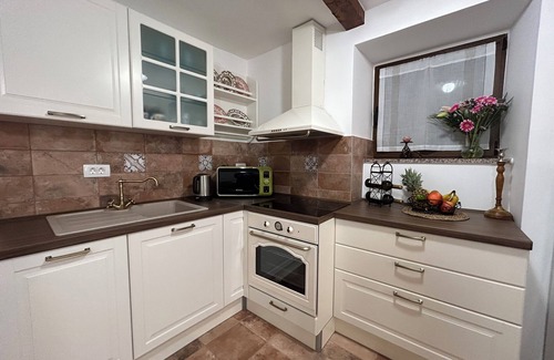 Draguc House | Discover Casa Stella: Idyllic Retreat in Draguc, Istria