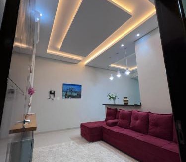 Vilhena House | Cozy Casa Suítes Beach: Family-Friendly with Pool & Pets