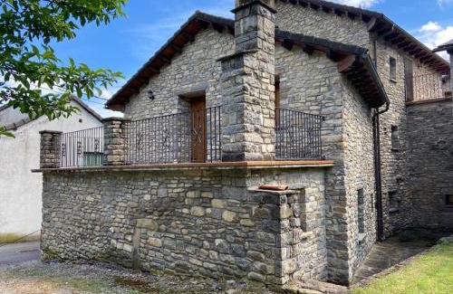 Fiscal House | Family-Friendly CASA SUERTES-FISCAL with 9.2/10 Rating