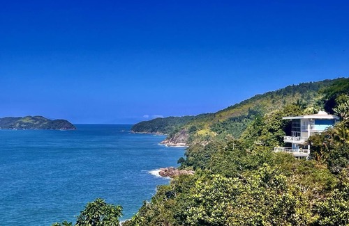 Toninhas House | Casa Sul Mare: Your Family Retreat Near Toninhas Beach