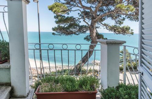Numana Apartment | Discover Casa sul mare: Seaside Retreat with Great Reviews