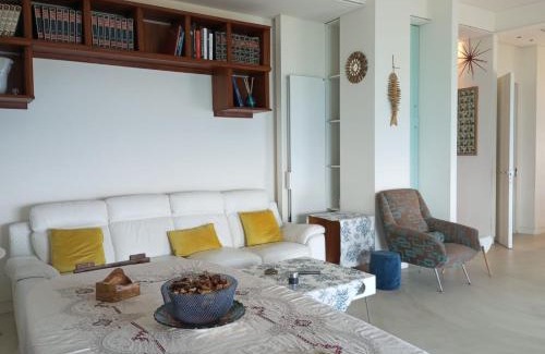 Pizzo House | Discover Casa sulla Scogliera Piedigrotta with Hot Tub Bliss