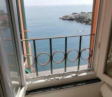 Boccadasse Apartment | Family-Friendly Casa sulla spiaggia di Boccadasse, 8.7/10