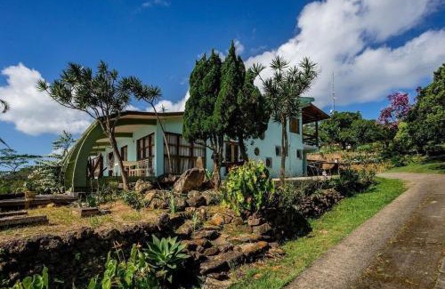 Florianopolis House | Spacious Casa with Breathtaking Sea Views & Hot Tub