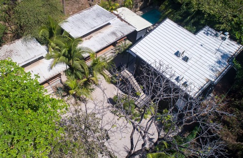 Nosara Apartment | Relax at Casa Swell: Walk to Bodhi Tree & Beach Bliss