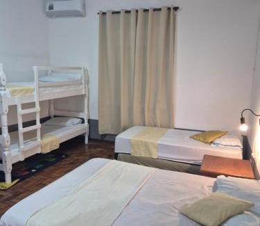 Sao Paulo House | Stylish Casa Térrea: Pet Friendly & Spa Near SP Expo