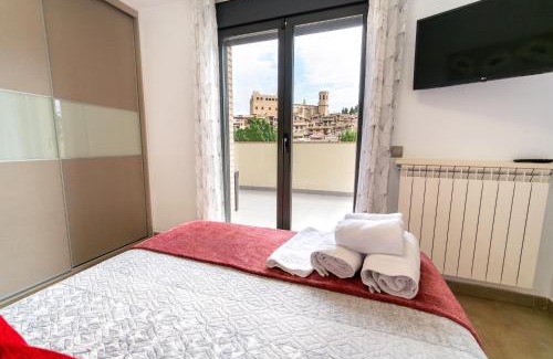 Valderrobres Apartment | Child-Friendly Retreat: Casa Tío Pepe Valderrobres, 9.8 Rated