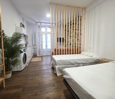 Betanzos Old Town Apartment | Historic Stay at Casa Típica Betanzos: Family & Pet Friendly