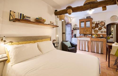 Monticchiello House | Casa Tòrta: Pet-Friendly Retreat with a 9.7 Review Score
