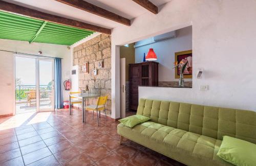 Alcala House | Discover Casa Tabaiba - Villa Perenquén: Family & Pet Friendly